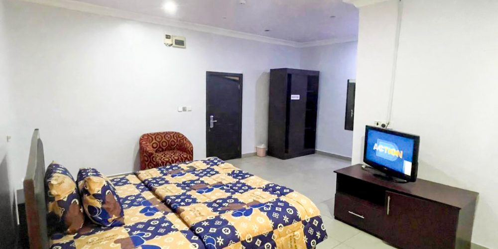 WhatsApp Image 2025-11-24 at 11.23.00 (2)