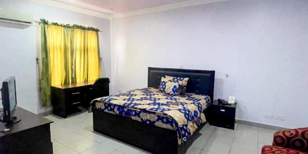 WhatsApp Image 2025-11-24 at 11.23.00