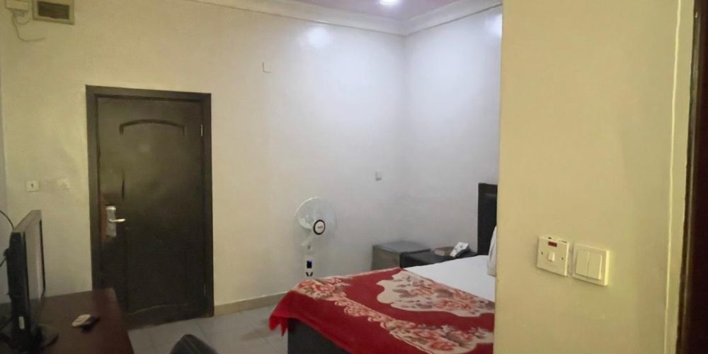 WhatsApp Image 2025-11-24 at 11.36.49