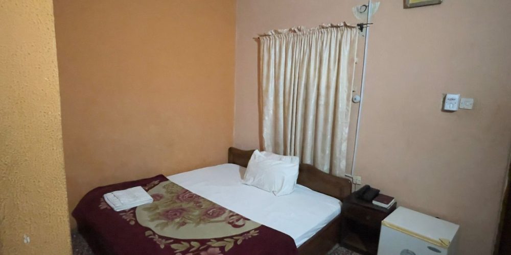 WhatsApp Image 2025-11-24 at 11.45.19 (1)